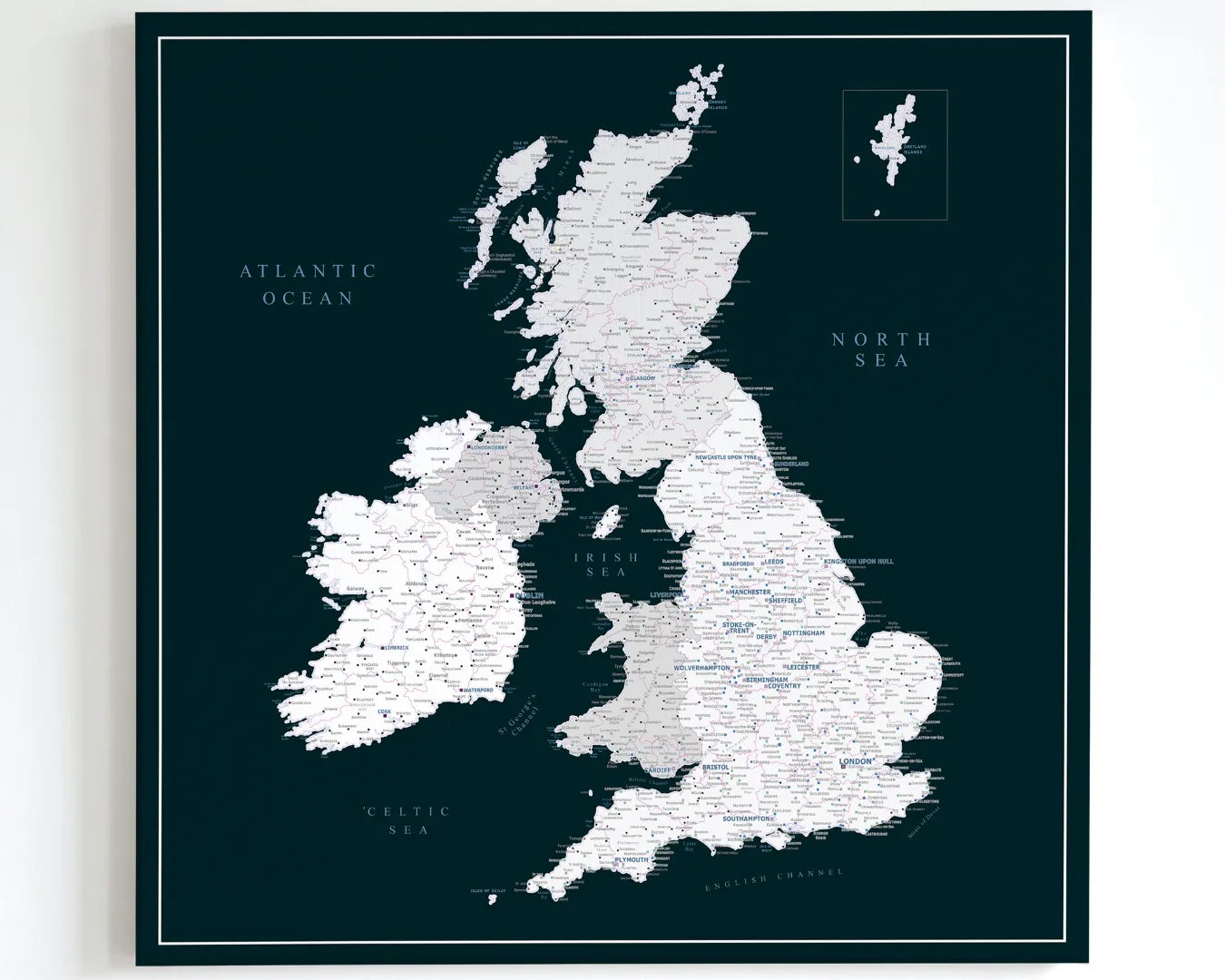 UK & Ireland Push Pin Map – Black & White