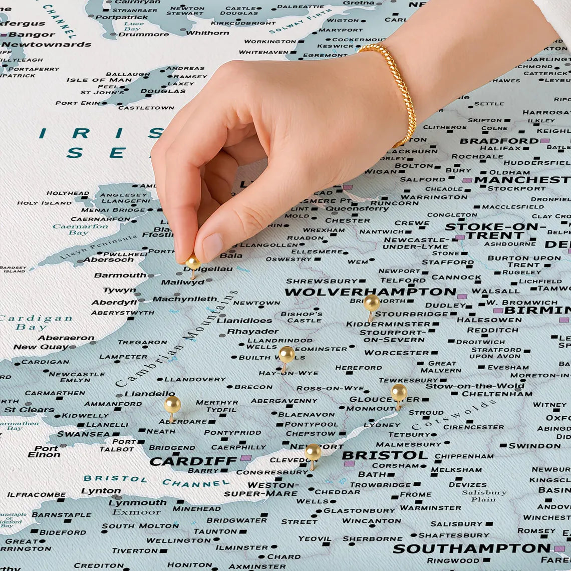 UK & Ireland Push Pin Map – Blue & White