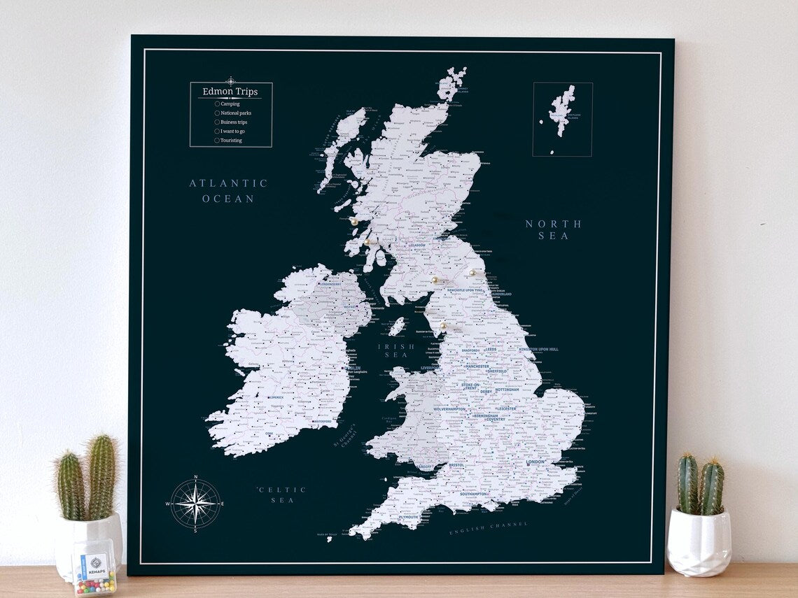 UK & Ireland Push Pin Map – Black & White
