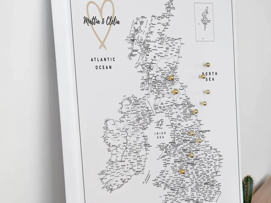 UK & Ireland Push Pin Map – Minimalist Black & White