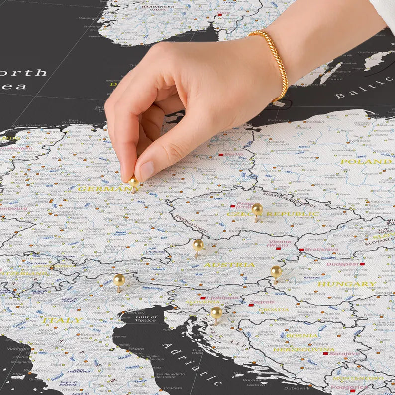Push Pin Europe Map – Black & White