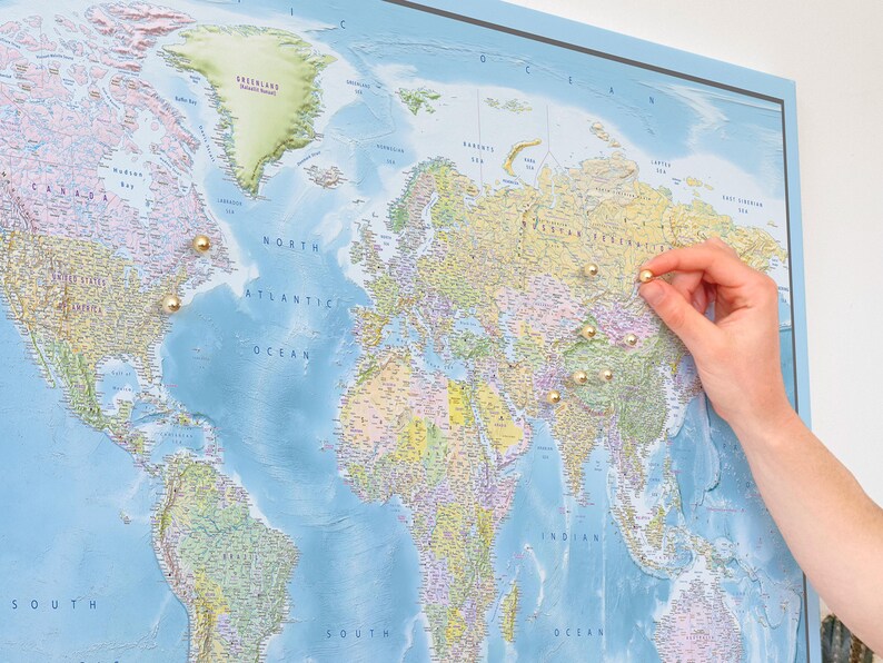 Push Pin World Map Canvas – Blue Ocean & Multicolor
